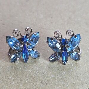 Vintage Juliana Blue Rhinestone Butterfly Clip On Earrings Silver Tone Whimsical